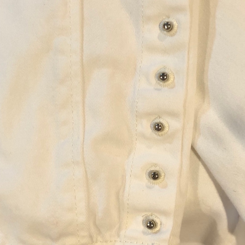 WHBM Silver Studded White Skimmer Pants - Picture 5 of 13